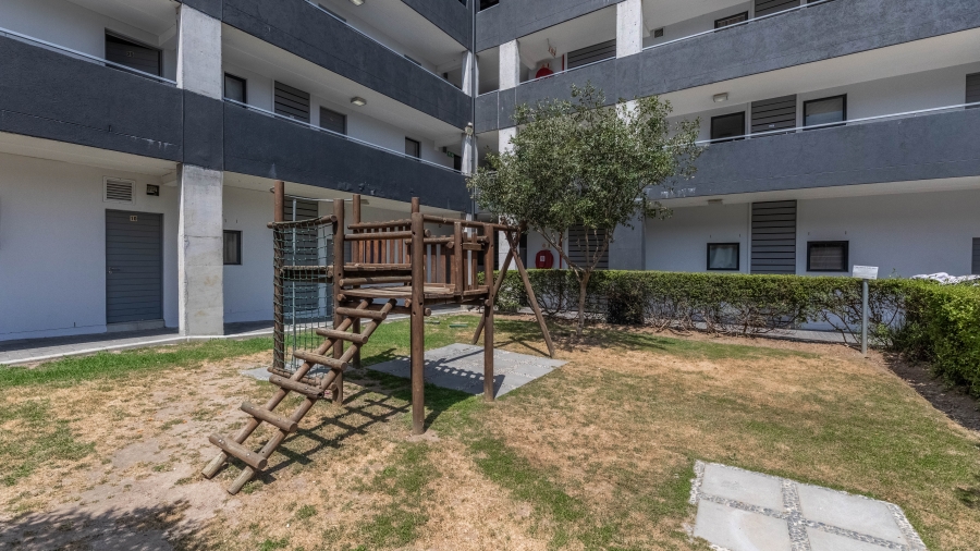 2 Bedroom Property for Sale in Parklands Western Cape